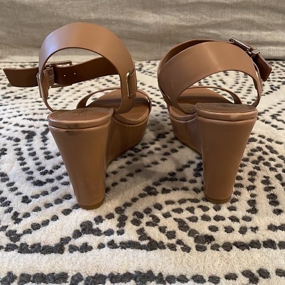 Arturo Chiang AT-Paulline Nude Wedge Heel sz 8M/38 - Picture 5 of 11